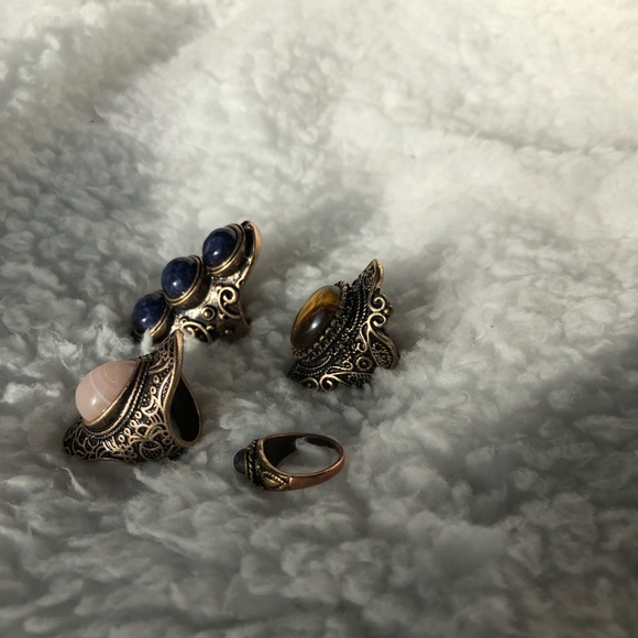 Stone Rings Gold - Picture 3 of 3